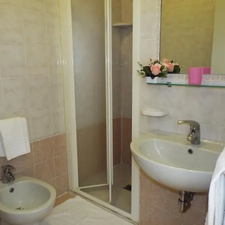 Hotel Patrizia - E 2*