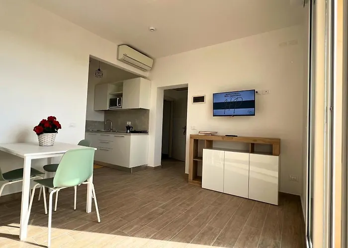 Patrizia - E Μπελάρια-Ιτζέα Μαρίνα